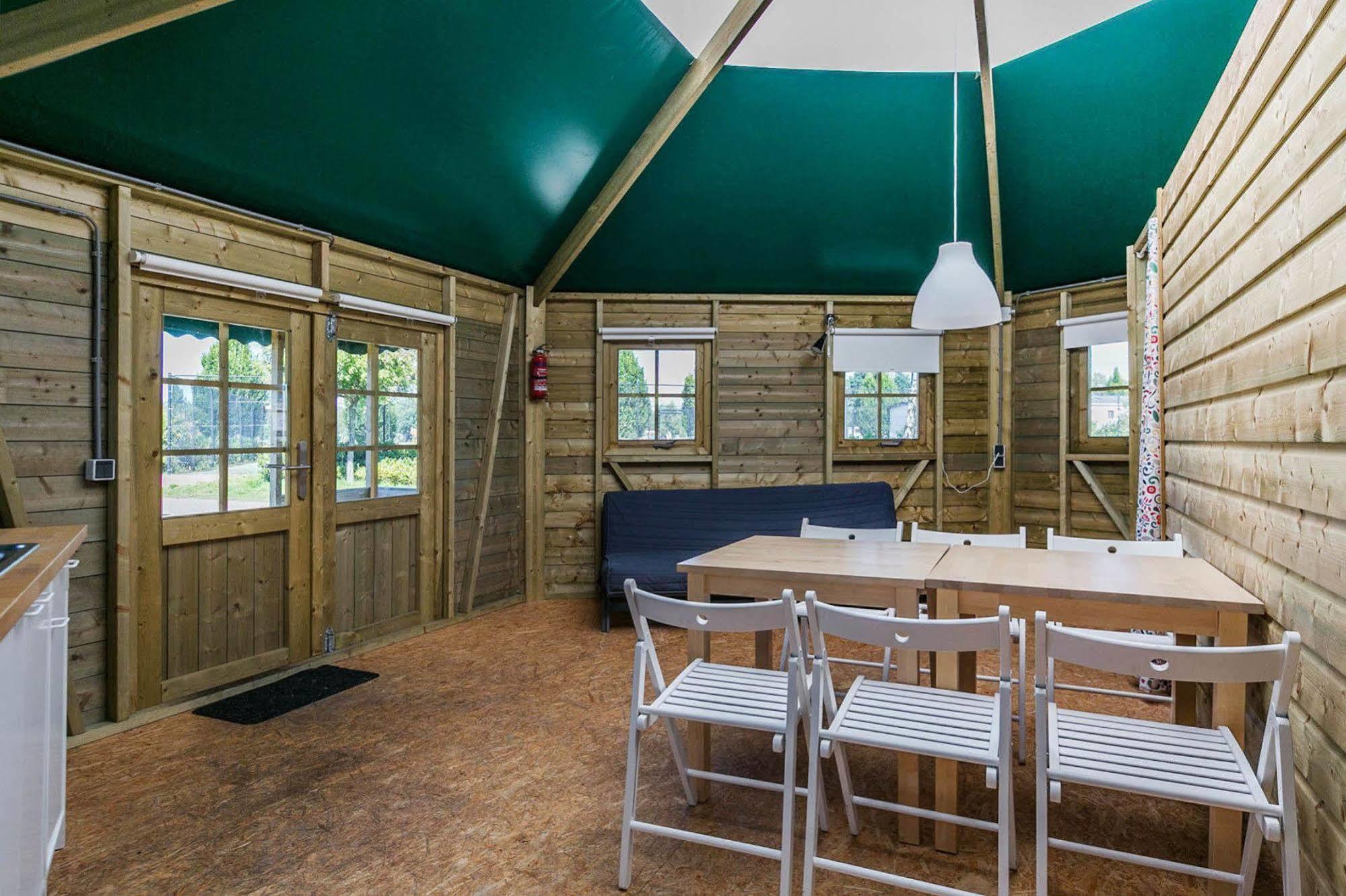 Oostappen Vakantiepark Prinsenmeer Bv Asten Extérieur photo