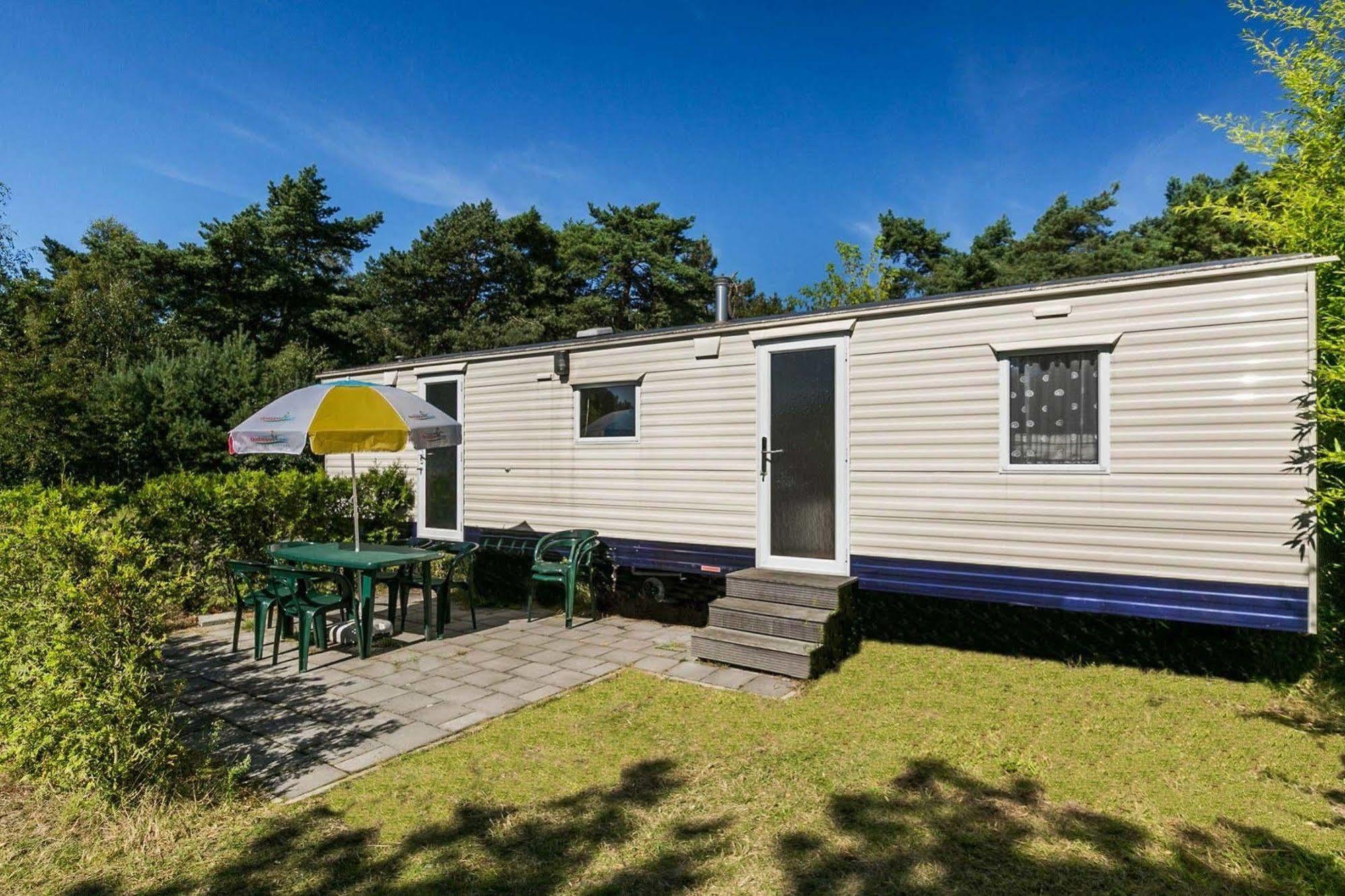 Oostappen Vakantiepark Prinsenmeer Bv Asten Extérieur photo