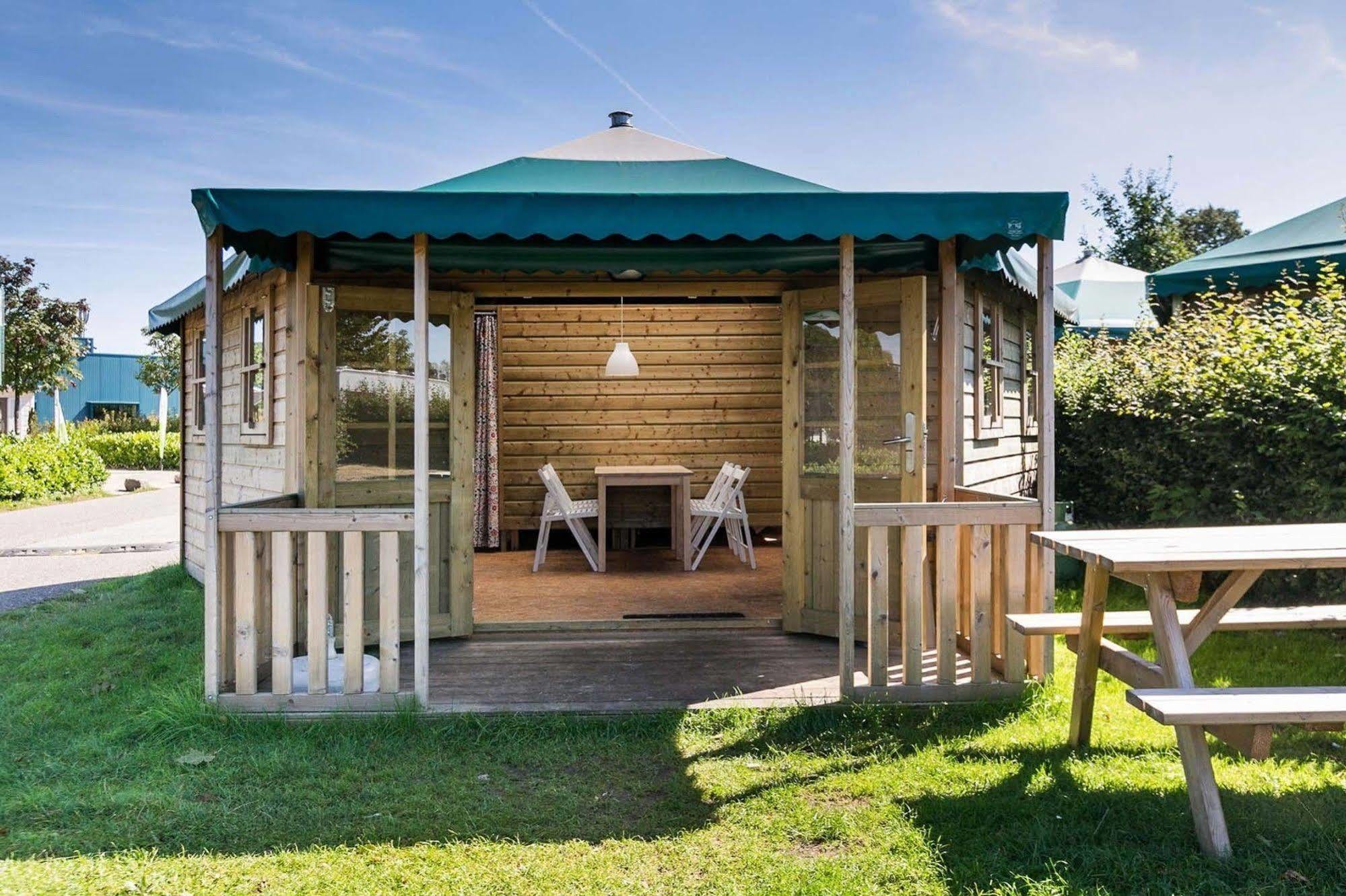 Oostappen Vakantiepark Prinsenmeer Bv Asten Extérieur photo